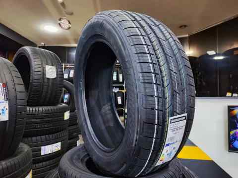 Bridgestone Alenza Sport A/S 235/55 R19