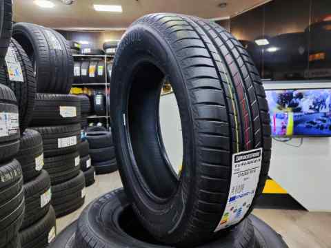 Bridgestone TURANZA T005s 205/60 R16