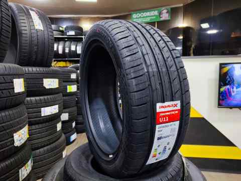 ROADX U-11 235/45 R18