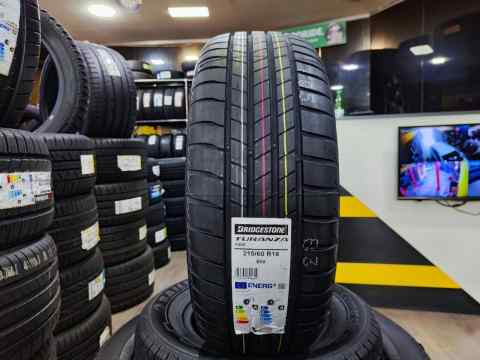 Bridgestone TURANZA T005s 215/60 R16