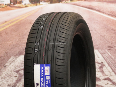 Bridgestone T 001 245/55 R17