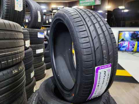 Nexen N'FERA SU1 245/40 R19